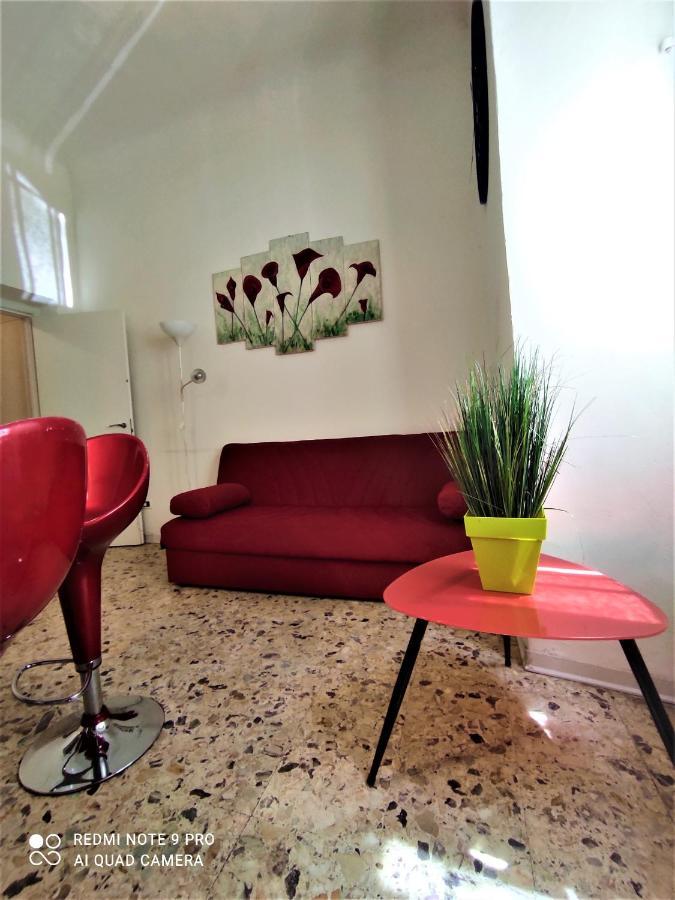 Romantic Liberta Apartment Florence Exterior photo